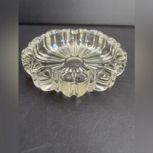 Vintage Crystal Cigar/Cigarette 50s 60s Mid-Century Retro- Daisy Pattern Ashtray